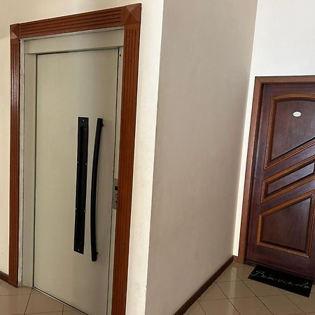 Bombas/ Bombinhas, A 50M Do Mar, Apartamento 2 Quartos, Com Churrasqueira Na Sacada, Ar E Wi-Fi 外观 照片