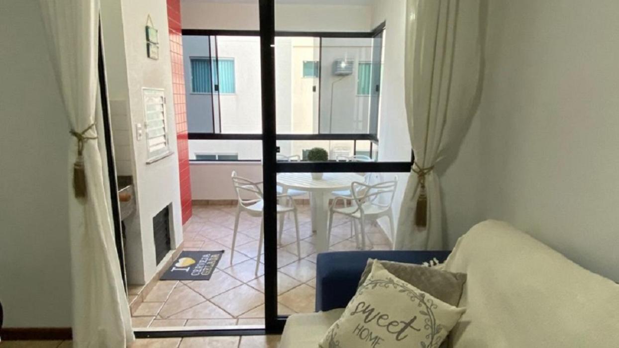 Bombas/ Bombinhas, A 50M Do Mar, Apartamento 2 Quartos, Com Churrasqueira Na Sacada, Ar E Wi-Fi 外观 照片