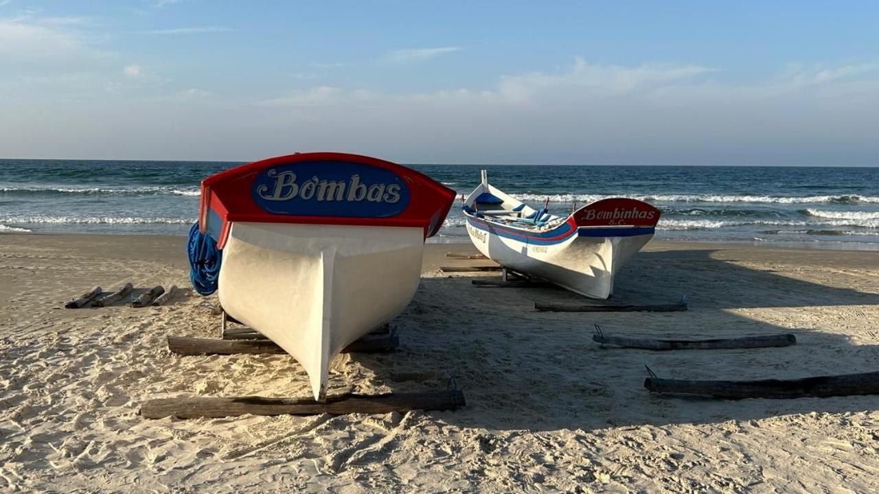 Bombas/ Bombinhas, A 50M Do Mar, Apartamento 2 Quartos, Com Churrasqueira Na Sacada, Ar E Wi-Fi 外观 照片